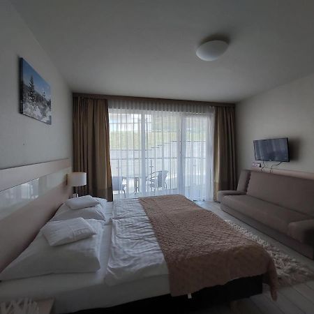 Apartament Sienna Czarna Gora Ischgl 18 Exteriör bild