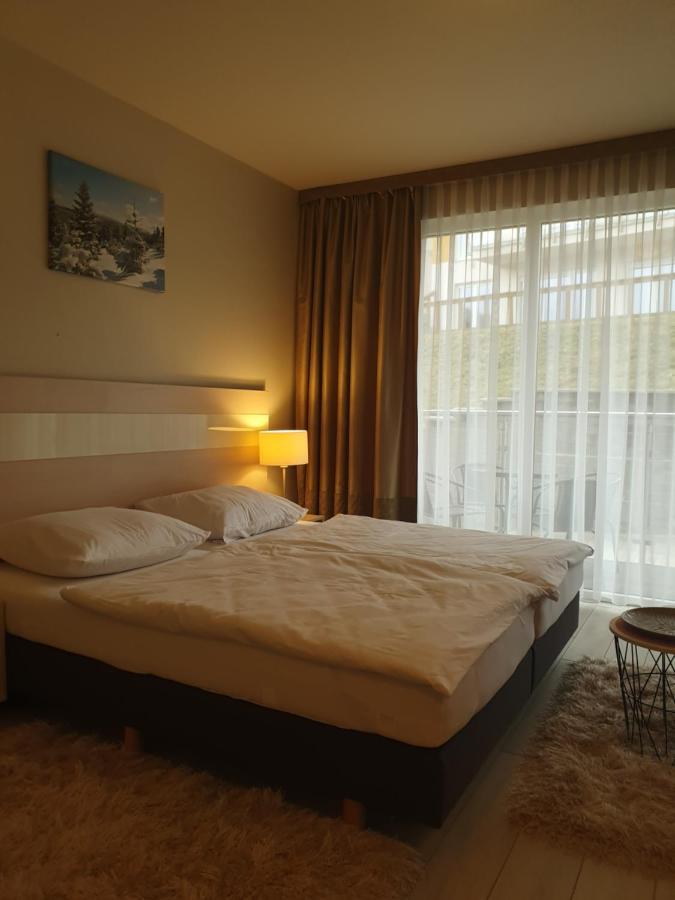 Apartament Sienna Czarna Gora Ischgl 18 Exteriör bild